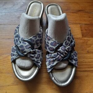 Women’s Kate Ann leopard Sandal size 9,5